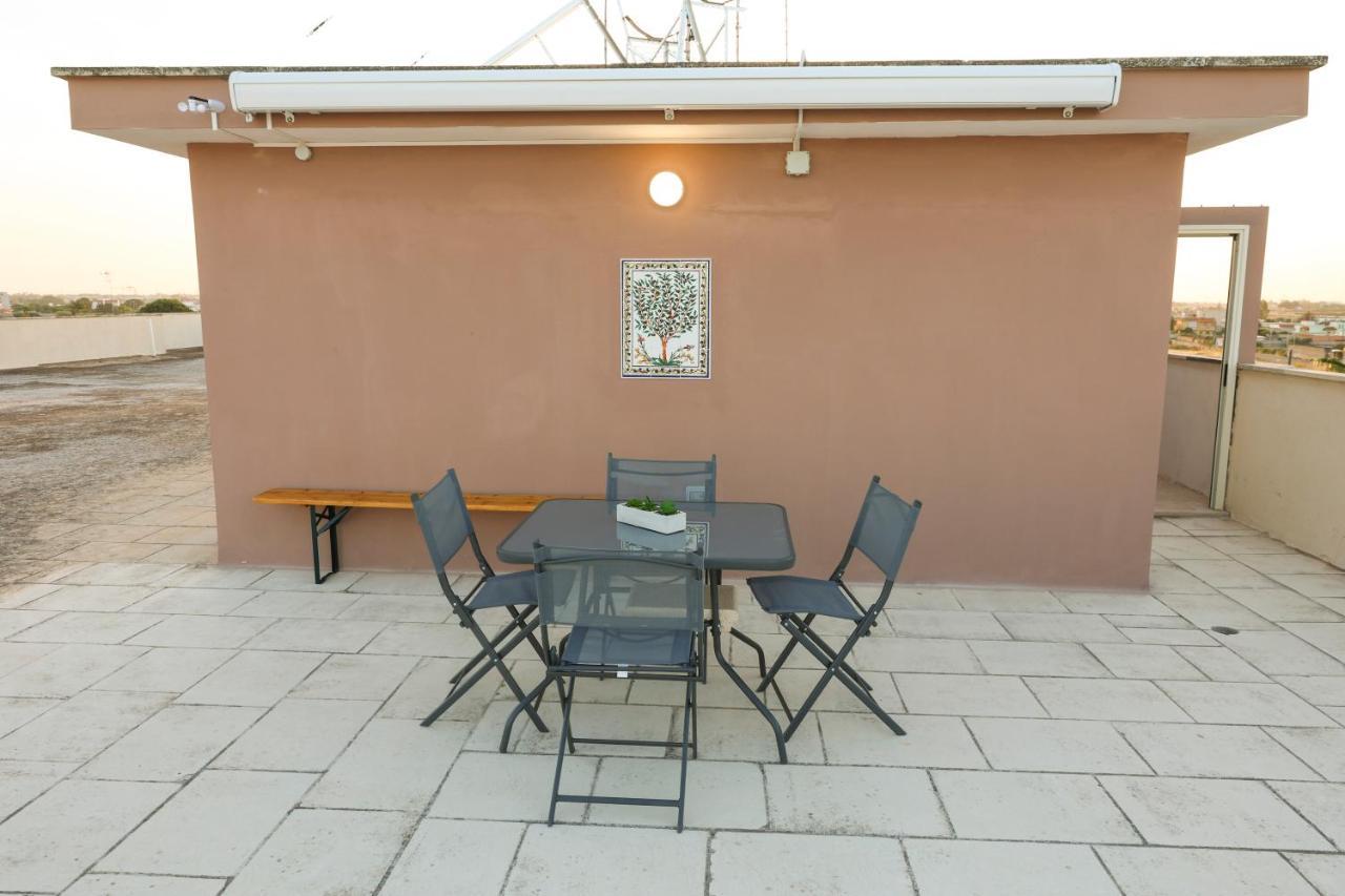 Innuendo La Terrazza House เลชเช ภายนอก รูปภาพ